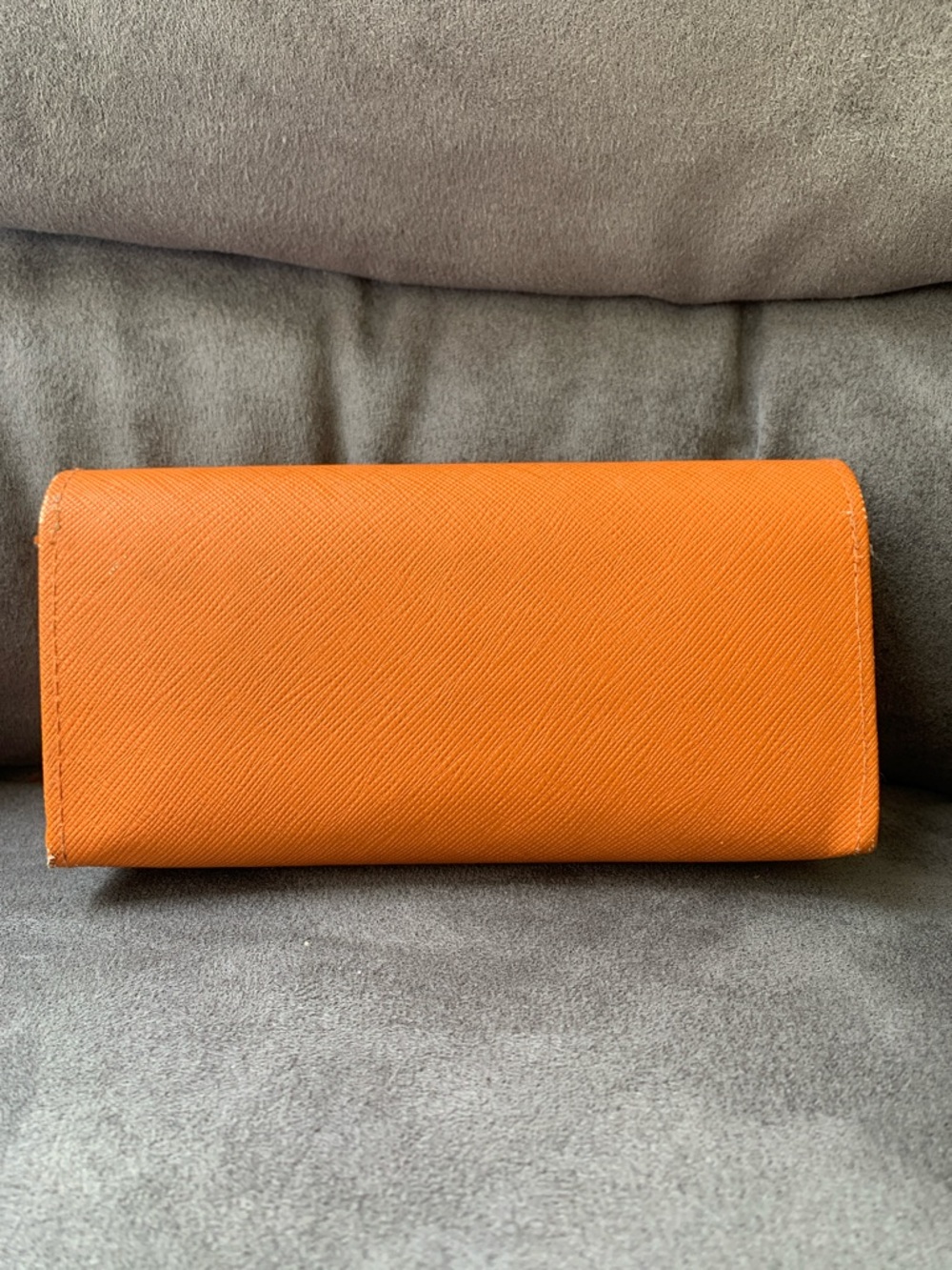 Tory Burch Orange Saffiano Sunglasses /Eyeglasses Case with Logo Medallion - Picture 2 of 4